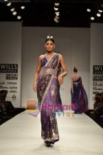 Model walks the ramp for Rabani Rakha show on Wills Lifestyle India Fashion Week 2011-Day 5 in Delhi on 10th April 2011 (10).JPG