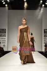 Model walks the ramp for Rabani Rakha show on Wills Lifestyle India Fashion Week 2011-Day 5 in Delhi on 10th April 2011 (63).JPG