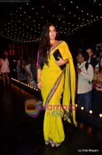 Vidya Balan at Sabyasachi show on Wills Lifestyle India Fashion Week 2011-Day 5 in Delhi on 10th April 2011 (21).JPG