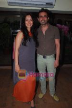 Shraddha Nigam, Mayank Anand at Mal Store Launch in Juhu on 12th April 2011 (4).JPG