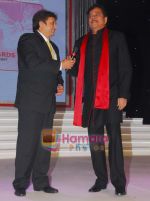 Shatrughun Sinha at GR8 Women_s Awards in Dubai on 19th April 2011 (7).jpg