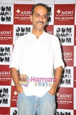 Rohan Sippy at Dum Maro Dum Promotion in association with Agni CZ Gold Jewels in Oberoi Mall on 21st April 2011.JPG