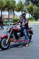 Arjun Rampal launches Garware Motors Hyosung Super bikes  in Taj Land_s End on 22nd April 2011 (14).JPG
