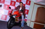Arjun Rampal launches Garware Motors Hyosung Super bikes  in Taj Land_s End on 22nd April 2011 (24).JPG