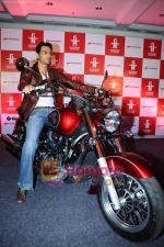 Arjun Rampal launches Garware Motors Hyosung Super bikes  in Taj Land_s End on 22nd April 2011 (46).JPG