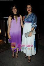 Tisca Chopra at Aparna Badlani & Azmina Rahimtoola present  Atosa fashion store in Khar on 27th April 2011 (2).JPG