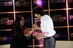 Ranveer Singh wins talent of the year award at 1st Jeeyo Bollywood Awards by UTV in Taj Land_s End on 3rd May 2011 (34).JPG