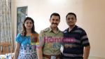 Aamir Khan has a Gujrati Lunch on Reema Kagti movie sets in Mumbai on 4th May 2011 (2).JPG