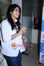 Ekta Kapoor promote Ragini MMS at Radio one in Parel on 5th May 2011 (16).JPG
