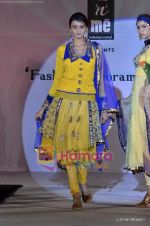 at Garodia Institute annual fashion show  in R City Mall on 6th May 2011 (190).JPG