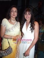 Hema with Esha at Mother_s day special in Mumbai on 6th May 2011.JPG