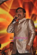 Sudesh Bhosle at Pyarelal_s musical concert in Andheri Sports Complex on 7th May 2011 (15).JPG