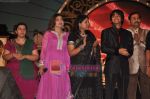Sudesh Bhosle, Alka Yagnik, Kavita Krishnamurthy at Pyarelal_s musical concert in Andheri Sports Complex on 7th May 2011 (84).JPG