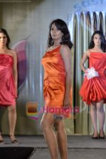 at Sasmira colelge annual fashion show in Worli, Mumbai on 13th May 2011 (82).JPG