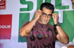 Salman Khan at Ready live mad concert announcement in Novotel, Juhu, Mumbai on 20th May 2011 (32).JPG