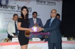 Sayali Bhagat launches MTNL Bharat Berry services in Novotel on 27th May 2011 (42).JPG