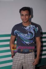 Abhijeet Sawant on the sets of Comedy Circus in Mohan Studio on 31st May 2011 (2).JPG