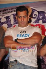 Salman Khan at chillar party media meet in Globus, Bandra, Mumbai on 3rd June 2011 (16).JPG