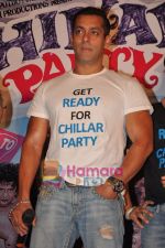 Salman Khan at chillar party media meet in Globus, Bandra, Mumbai on 3rd June 2011 (8).JPG