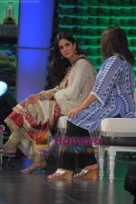 Katrina Kaif and Farah Khan at NDTV Greenathon in Yashraj Studios on 4th June 2011 (11).JPG