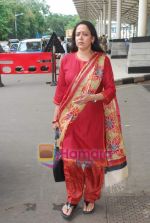 Hema Malini snapped at Mumbai Airport on 6th June 2011.JPG