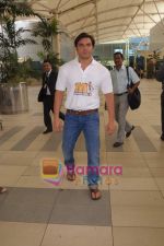 Sohail Khan of Mumbai heroes snapped in Mumbai Airport on 6th June 2011 (2).JPG