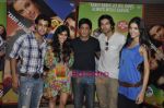 Satyajeet Dubey, Zoa Morani, Shahrukh Khan, Ali Fazal, Giselle Monteiro at Always Kabhi Kabhi promotions in Mannat, Bandra, Mumbai on 7th June 2011 (6).JPG