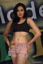 at Fitness STAR Model Hunt, Mumbai 2011 on 7th June 2011 (122).JPG