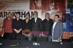 Amitabh Bachchan, Prakash Jha, Prateik Babbar, Parsoon Joshi at Aarakshan 1st look launch in Novotel, uhu, Mumbai on 8th June 2011 (2).JPG