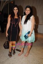Nisha Jamwal at Poonam Soni, Nawaz Singhania come together to launch S2, a contemporary jewellery label in Tote On the Turf on 9th June 2011 (74).JPG