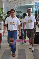 Sohail Khan snapped after they return from Hyderabad on 13th June 2011 (9).JPG