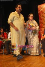 Shankar Mahadevan at Padmbhushan Srinivas Khale_s concert in Sion on 14th June 2011 (10).JPG