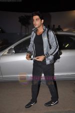 Zayed Khan leave for IIFA in Airport on 20th June 2011 (53).JPG