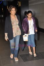 leave for IIFA in Airport on 20th June 2011 (32).JPG