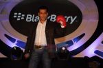 Salman Khan launches Blackberry Playbook  in Grand Hyatt, Mumbai on 22nd June 2011 (24).JPG