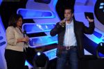 Salman Khan launches Blackberry Playbook  in Grand Hyatt, Mumbai on 22nd June 2011 (35).JPG