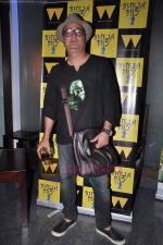 Vinay Pathak at Bheja Fry 2 success bash in Cest La Vie on 25th June 2011 (39).JPG