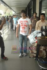 Aashish Chaudhary return from Toronto in Mumbai Airport on 27th June 2011 (50).JPG