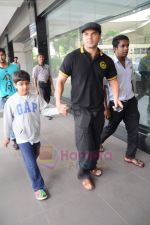 Sohail Khan returns from Toronto in Airport, Mumbai on 28th June 2011 (14).JPG