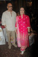 Ila Arun at Sudesh Bhosle_s birthday bash in Sea Princess on 30th June 2011 (59).JPG