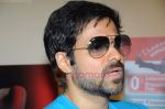 Emraan Hashmi at Reliance store in Vashi on 1st July 2011 (4).JPG
