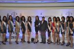 Sushmita Sen unveils the final 20 contestants for IAMSHE pageant in Trident, Mumbai on 4th July 2011 (42).JPG