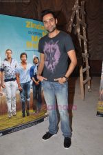 Abhay Deol at Zindagi Na Milegi Dobara ties up with UTV Movies in Mehboob on 5th July 2011 (155).JPG