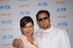Hard Kaur, Gulshan Grover grace the PETA event to support Stray dogs in Zenzi on 5th July 2011 (7).JPG