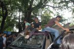 Hrithik Roshan at Zindagi Na Milegi Dobara team leave on a road trip to Delhi in Mehboob on 6th July 2011 (104).JPG