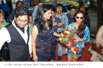 Malaika Arora Khan graces the ACE Hair & Skin Lounge opening in Borivli on 7th Jully 2011 (14).JPG