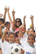 Sushmita Sen launches the nationwide campaign to serve children in Mumbai on 7th July 2011 (46).JPG