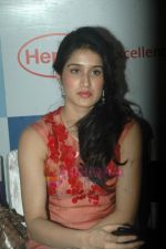 Sagarika Ghatge at a glamrous fashion show to launch Indola cosmetics in India in Goregaon on 11th July 2011 (3).JPG