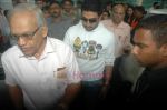 Abhishek Bachchan return from Delhi French honour function on 13th July 2011 (19).JPG