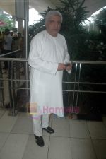 Javed Akhtar return from Delhi French honour function on 13th July 2011 (4).JPG